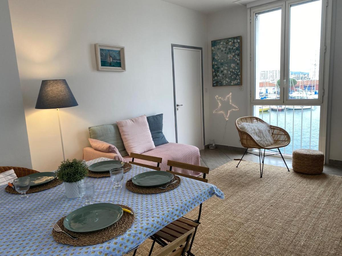 Marinca Du Port De Toulon Apartment Екстериор снимка